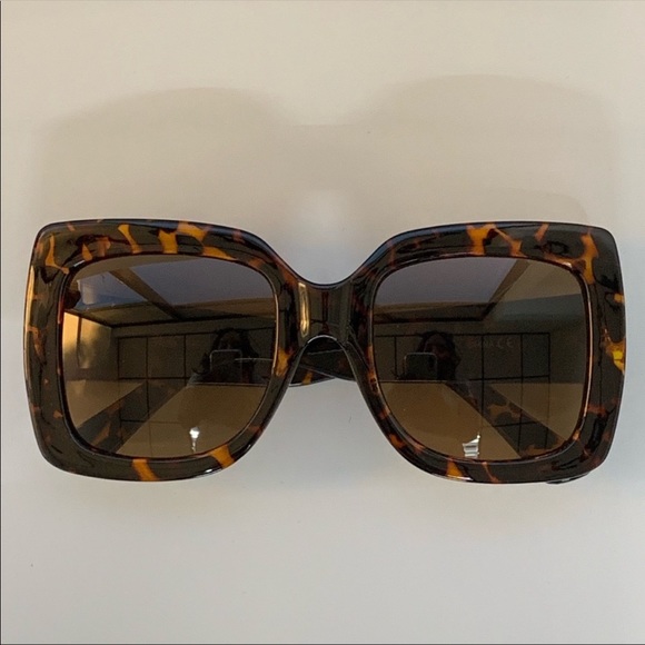 Accessories - Safari Glasses